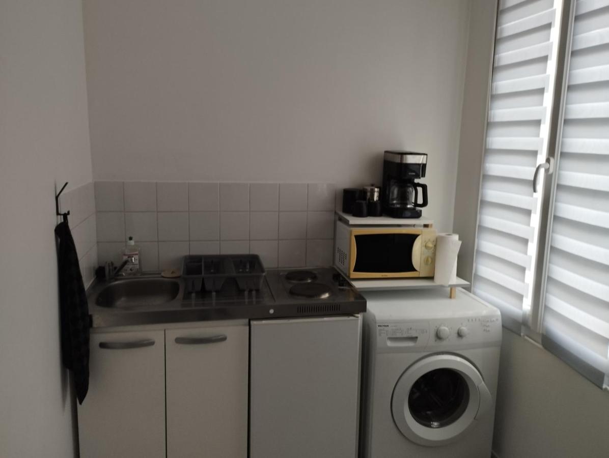 Studio Charmant Canape Lit Netflix Prime Video Wifi Dazn Le Havre Exterior photo