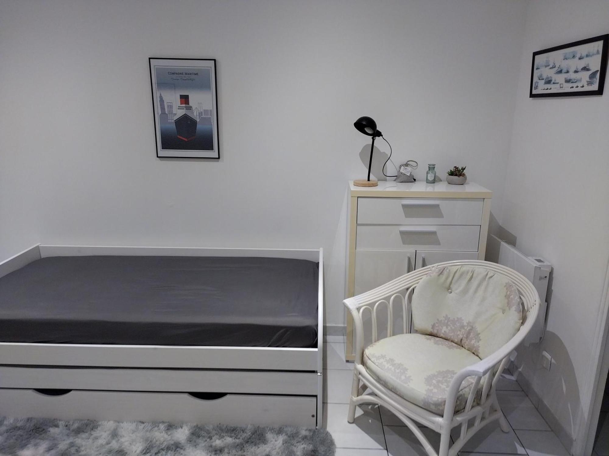 Studio Charmant Canape Lit Netflix Prime Video Wifi Dazn Le Havre Exterior photo